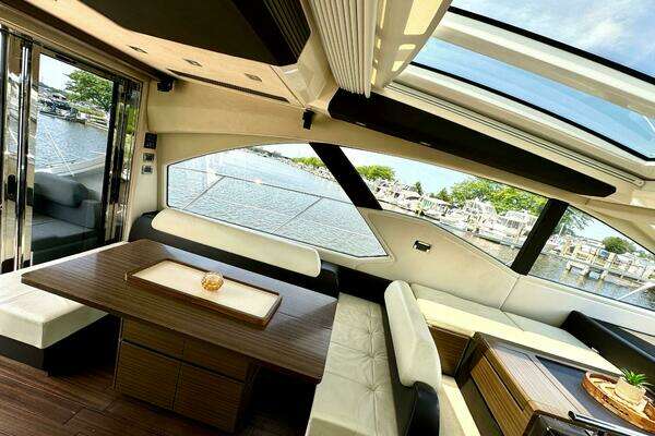 2014 Azimut 55