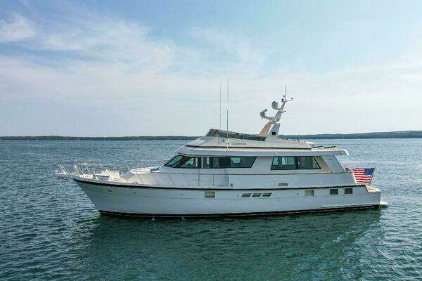 1993 Hatteras 70