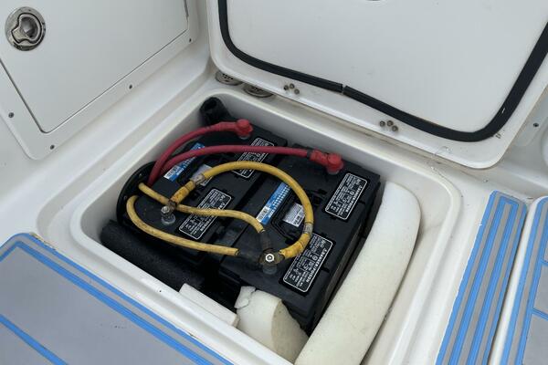 INTENSITY 2 29ft Century Yacht For Sale
