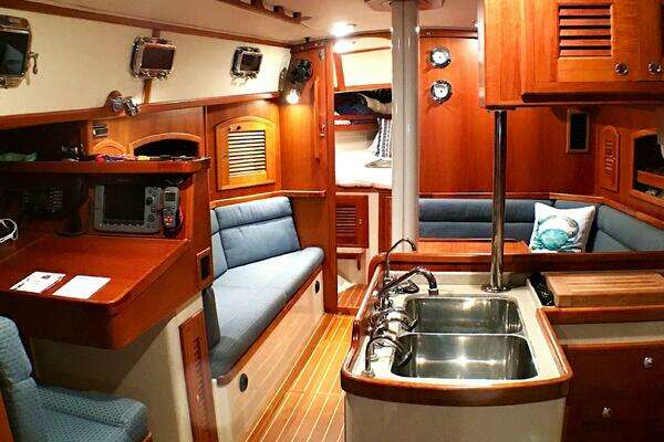 Photo of the 2005 Pacific Seacraft  "AZURE"