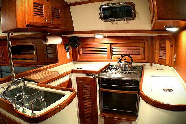 Photo of the 2005 Pacific Seacraft  "AZURE"