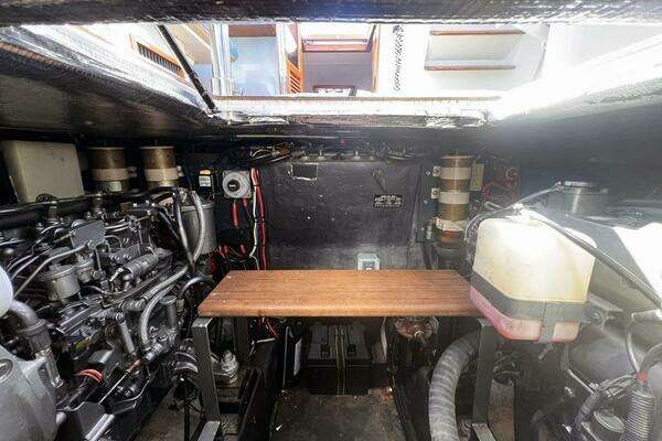 1999 Little Harbor 44