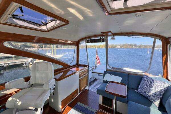 1999 Little Harbor 44