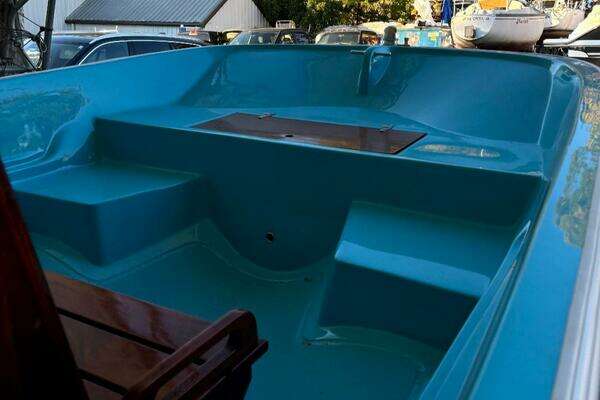 Photo of the 2017 Boston Whaler 