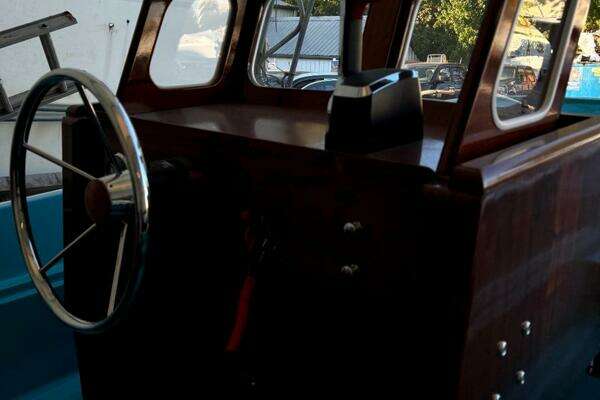 Photo of the 2017 Boston Whaler 