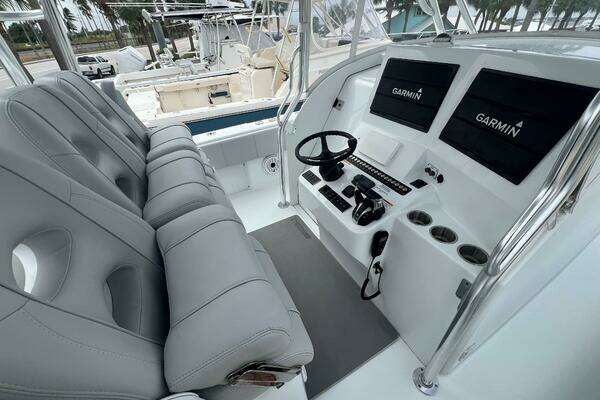 Contender  Yacht For Sale