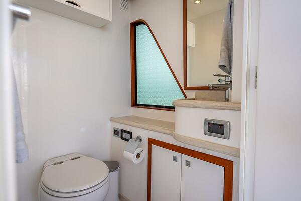 Sunny SeaJay 70ft Hampton Yacht For Sale Sunny SeaJay 70ft Hampton Yacht For Sale
