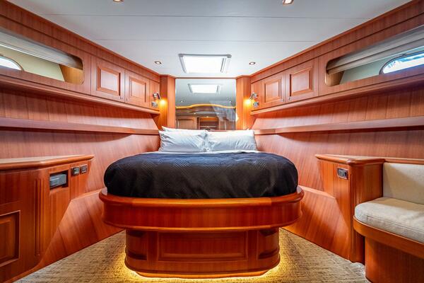 Sunny SeaJay 70ft Hampton Yacht For Sale Sunny SeaJay 70ft Hampton Yacht For Sale