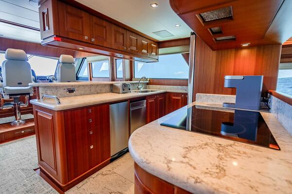 Sunny SeaJay 70ft Hampton Yacht For Sale Sunny SeaJay 70ft Hampton Yacht For Sale