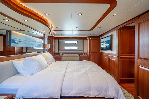 Sunny SeaJay 70ft Hampton Yacht For Sale Sunny SeaJay 70ft Hampton Yacht For Sale