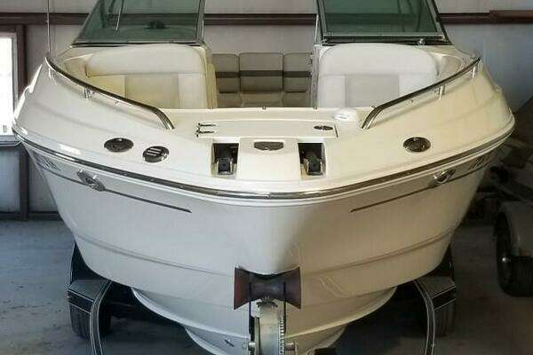 Photo of the 2006 Chaparral 256 SSi