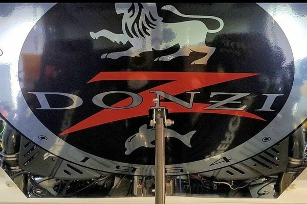 35ft Donzi Yacht For Sale
