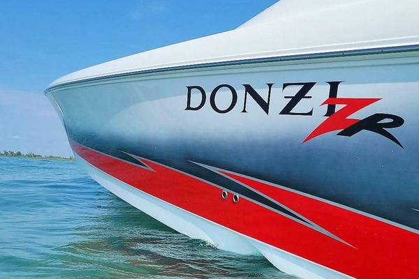 35ft Donzi Yacht For Sale