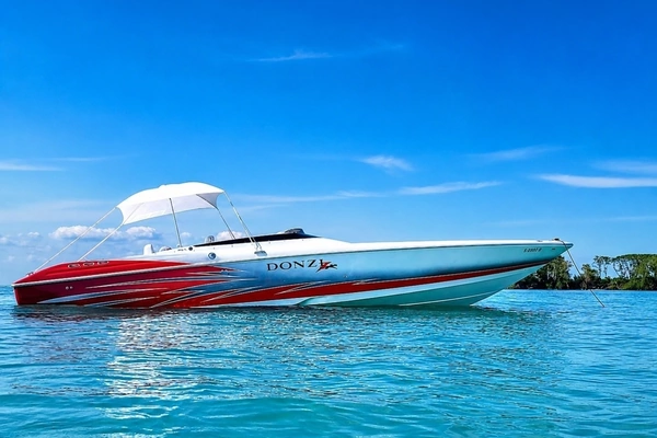 35-ft-Donzi-2008-35 ZR- Grosse Pointe Michigan United States  yacht for sale