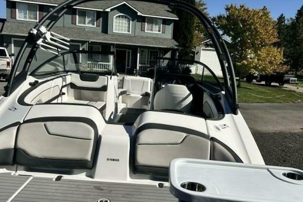 21ft Yamaha Boats Yacht For Sale