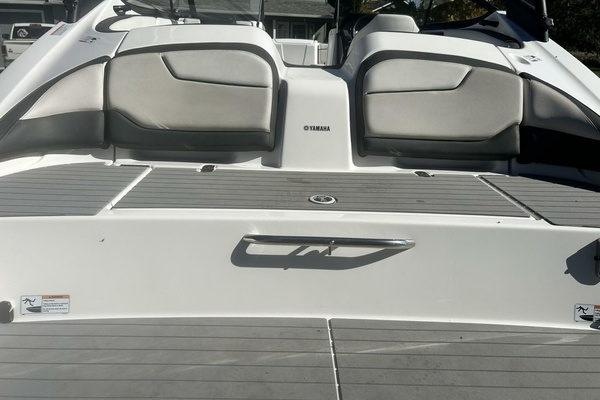 21ft Yamaha Boats Yacht For Sale