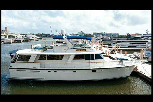 HATTERAS - Flybridge