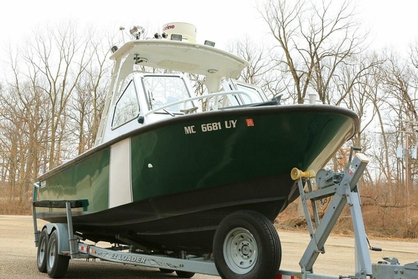 25ft SeaArk Yacht For Sale