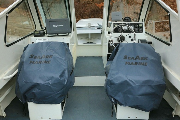 25ft SeaArk Yacht For Sale