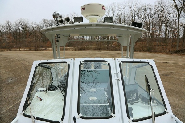 25ft SeaArk Yacht For Sale