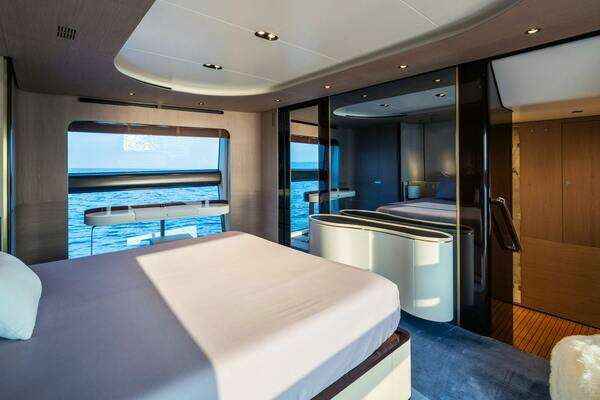 Azimut Azimut Grande 27M Yacht For Sale