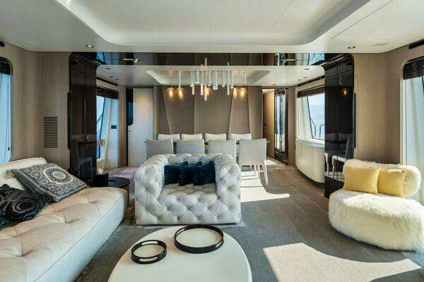 Azimut Azimut Grande 27M Yacht For Sale