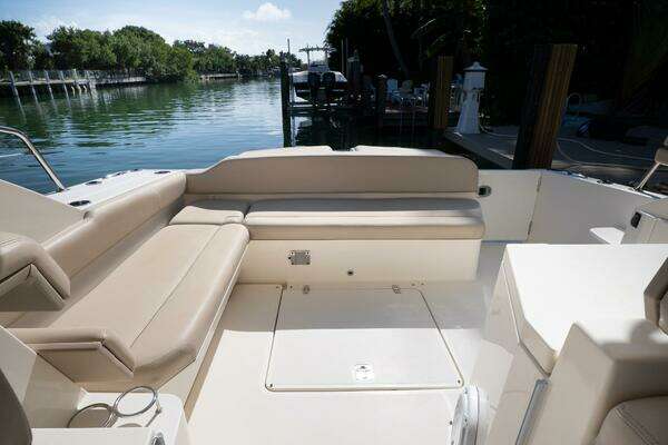 Photo of the 2014 Pursuit SC 365i "Free Spirit"