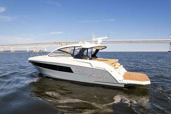 Sea La Vie 39ft Cruisers Yachts Yacht For Sale