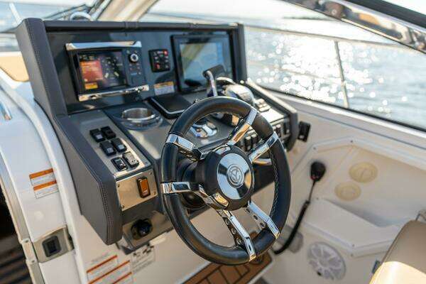 Sea La Vie 39ft Cruisers Yachts Yacht For Sale