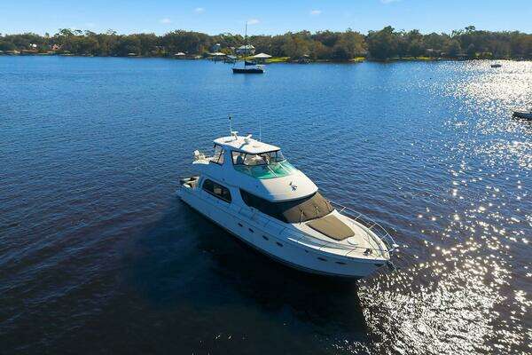 Carver Voyager Yacht For Sale