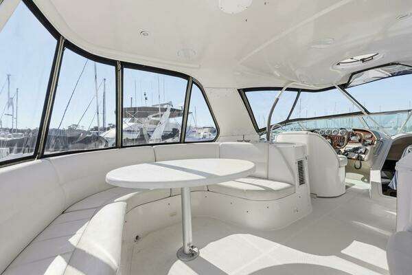 Carver Voyager Yacht For Sale