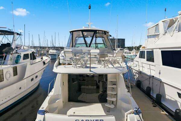 Carver Voyager Yacht For Sale