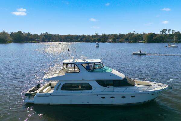 Carver Voyager Yacht For Sale