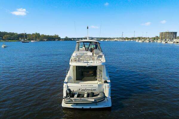 Carver Voyager Yacht For Sale