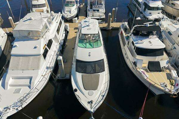 Carver Voyager Yacht For Sale