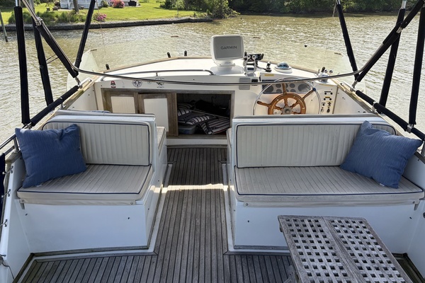 Radius 42ft Grand Banks Yacht For Sale