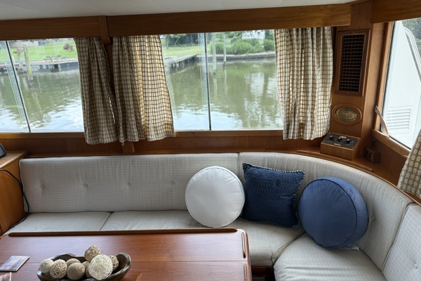 Radius 42ft Grand Banks Yacht For Sale