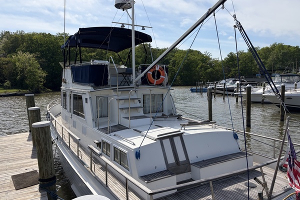 Radius 42ft Grand Banks Yacht For Sale