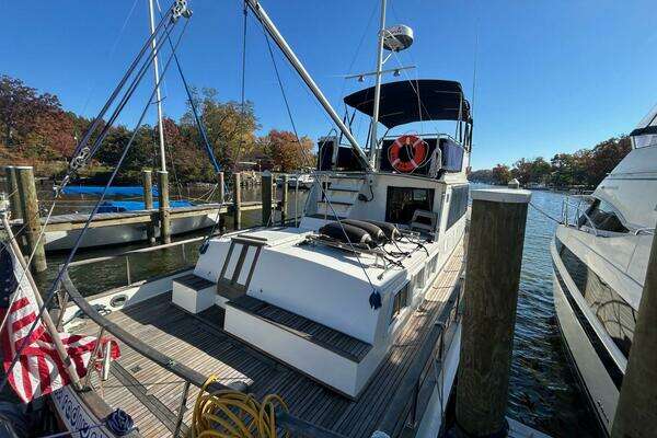 Photo of the 1986 Grand Banks Classic "Radius"