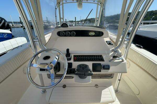 Photo of the 2014 Grady-White 306 Canyon