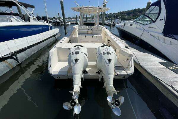 Photo of the 2014 Grady-White 306 Canyon