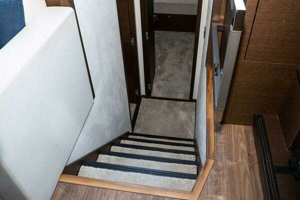 Prestige 630 Yacht For Sale