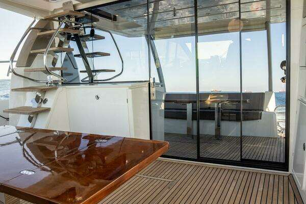 Prestige 630 Yacht For Sale