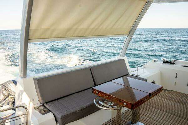 Prestige 630 Yacht For Sale