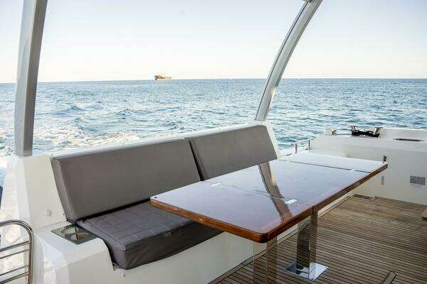 Prestige 630 Yacht For Sale
