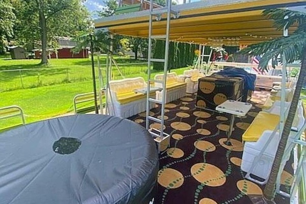 35ft Crest Yacht For Sale