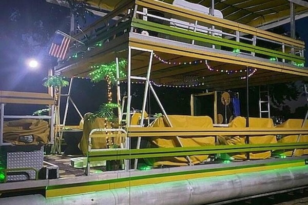 35ft Crest Yacht For Sale