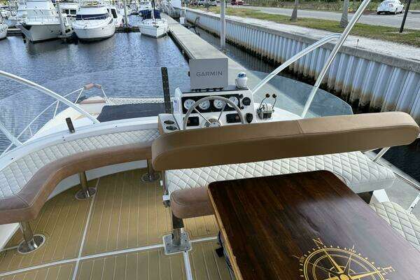 1999 Fountaine Pajot 37