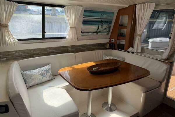 1999 Fountaine Pajot 37