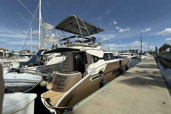 1999 Fountaine Pajot 37
